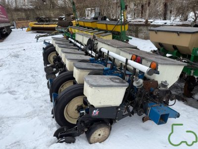 Сівалка Kinze 3000 (Кінзе)
