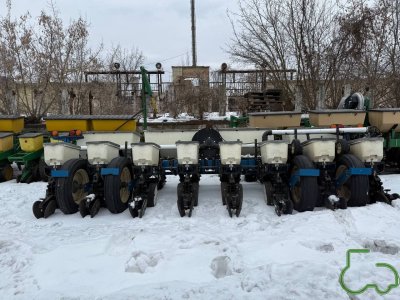 Сівалка Kinze 3000 (Кінзе)