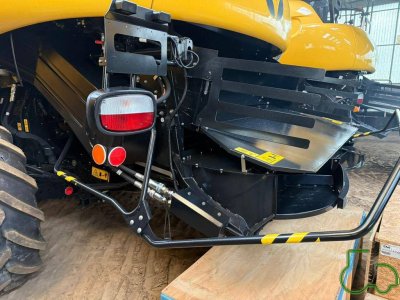Комбайн New Holland CR 10.90 (Нью Холанд)