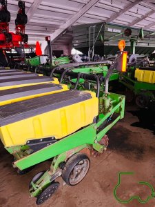 Сівалка John Deere, 24 ряда (Джон Дір)