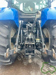 Трактор New Holland T7060 (Нью Холанд)