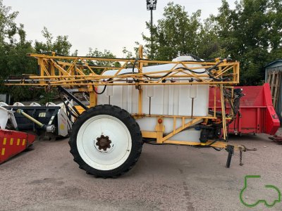 Обприскувач Богуслав 18м.